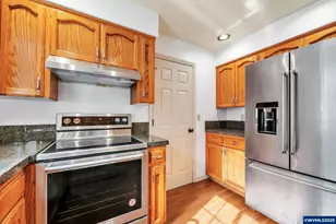 2252 Westfarthing NW Way, Salem, OR 97304 - Photo 23