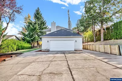 2252 Westfarthing NW Wy, Salem, OR 97304 - Photo 3