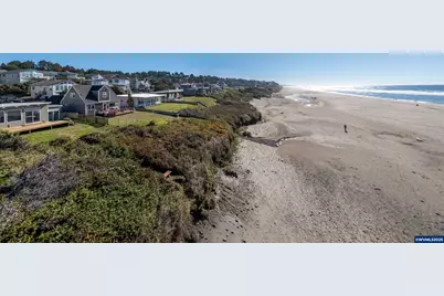 6225 NW Logan Rd, Lincoln City, OR 97367 - Photo 41