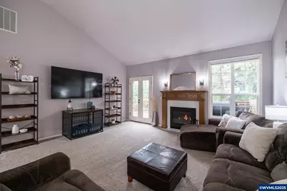 1221 Montgomery Pl NE, Albany, OR 97321 - Photo 9