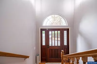 1221 Montgomery Pl NE, Albany, OR 97321 - Photo 3