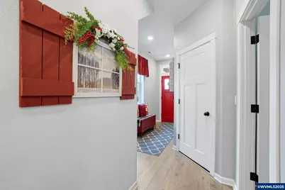 2091 35th Av, Forest Grove, OR 97116 - Photo 5