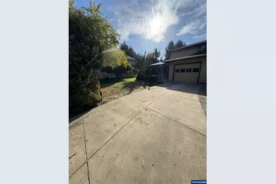 192 SE Atwood Av, Corvallis, OR 97333 - Photo 1