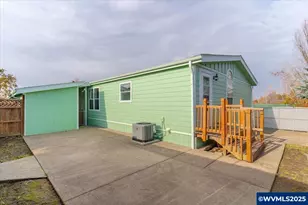 1015 Oak St, Silverton, OR 97381 - Photo 35