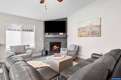 518 Sarah Renee Av SE, Salem, OR 97306 - Photo 7