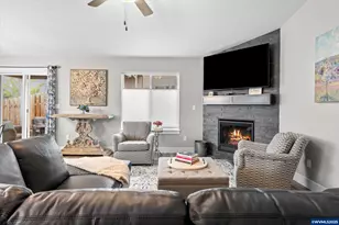 518 Sarah Renee Ave SE, Salem, OR 97306 - Photo 7