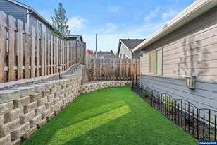 518 Sarah Renee Ave SE, Salem, OR 97306 - Photo 29