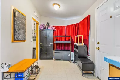 620 N Bay St, Waldport, OR 97394 - Photo 11