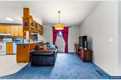 620 N Bay St, Waldport, OR 97394 - Photo 7