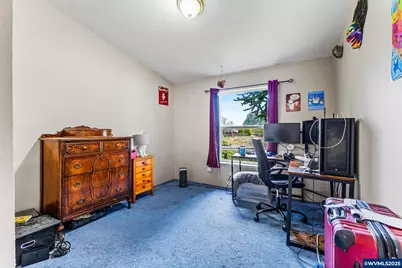 620 N Bay St, Waldport, OR 97394 - Photo 21