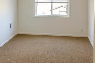 166 NE 8th St, Newport, OR 97365 - Photo 23