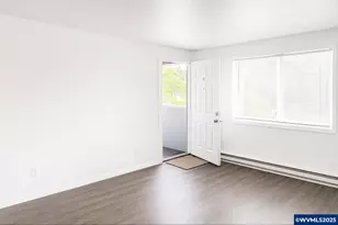 166 NE 8th St, Newport, OR 97365 - Photo 9