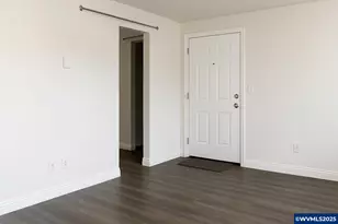 166 NE 8th St, Newport, OR 97365 - Photo 17