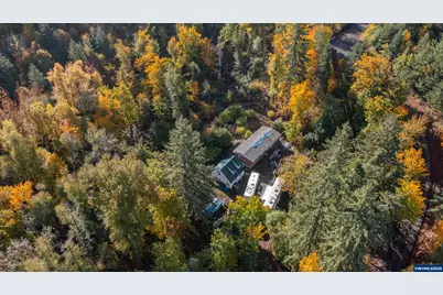 17925 Brown Rd, Dallas, OR 97338 - Photo 11