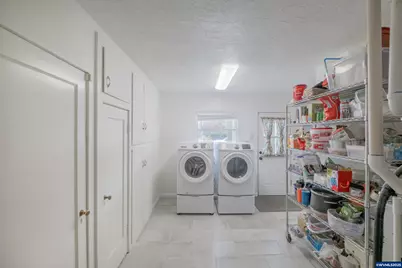 91 W Mary St, Lebanon, OR 97355 - Photo 25