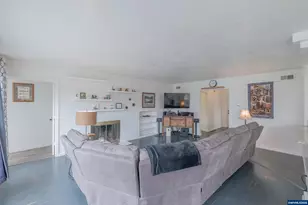 91 W Mary St, Lebanon, OR 97355 - Photo 7