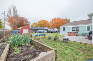 91 W Mary St, Lebanon, OR 97355 - Photo 43