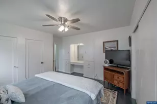 91 W Mary St, Lebanon, OR 97355 - Photo 29