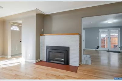 135 S 21st St, Philomath, OR 97370 - Photo 7