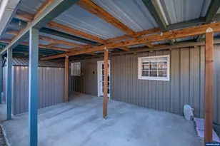 135 S 21st St, Philomath, OR 97370 - Photo 41