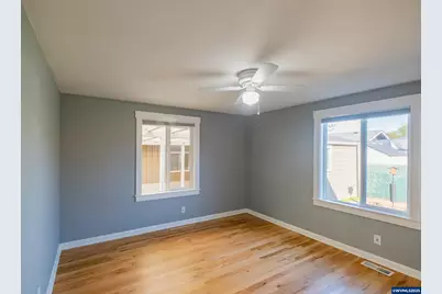 135 S 21st St, Philomath, OR 97370 - Photo 19