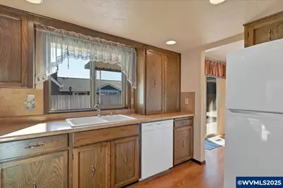 4562 Johnisee Ct NE, Salem, OR 97305 - Photo 13