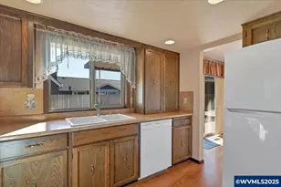 4562 Johnisee Ct NE, Salem, OR 97305 - Photo 13