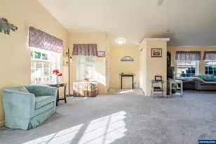 38129 Weirich Dr, Lebanon, OR 97355 - Photo 7