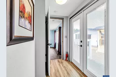 831 W Oak St, Lebanon, OR 97355 - Photo 13