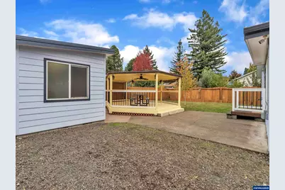 831 W Oak St, Lebanon, OR 97355 - Photo 31