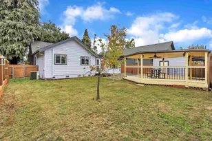 831 W Oak St, Lebanon, OR 97355 - Photo 29