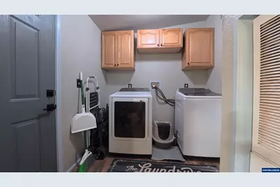 34125 E Lacomb Rd, Lebanon, OR 97355 - Photo 21