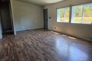 34125 E Lacomb Rd, Lebanon, OR 97355 - Photo 11