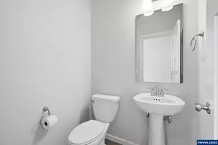 2618 NW Shadden Dr, McMinnville, OR 97128 - Photo 9