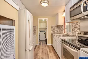 2901 E 2nd St, Newberg, OR 97132 - Photo 17