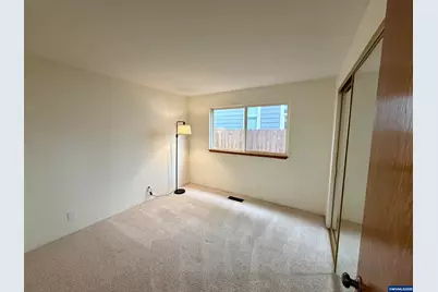 3251 Tierra Dr NE, Salem, OR 97305 - Photo 19