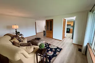 3251 Tierra Dr NE, Salem, OR 97305 - Photo 3