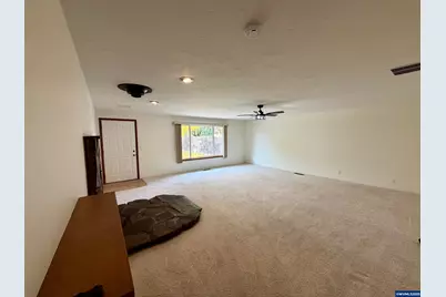 3251 Tierra Dr NE, Salem, OR 97305 - Photo 11