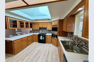 3251 Tierra Dr NE, Salem, OR 97305 - Photo 5