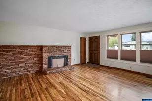 2470 Alameda St NE, Salem, OR 97301 - Photo 7