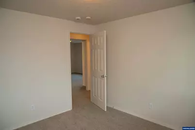 1525 Park Av NE, Salem, OR 97301 - Photo 9
