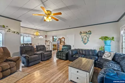 30274 Peoria Rd, Shedd, OR 97377 - Photo 23