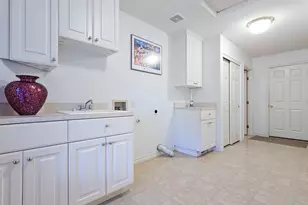 1055 Tukwila Dr, Woodburn, OR 97071 - Photo 39