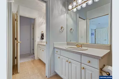 1055 Tukwila Dr, Woodburn, OR 97071 - Photo 37