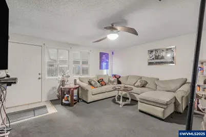 664 Thompson Av NE, Salem, OR 97301 - Photo 3