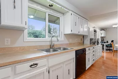 4985 Wagon Rim Ct SE, Salem, OR 97317 - Photo 13