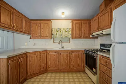 5525 43rd Wy NE, Salem, OR 97305 - Photo 17