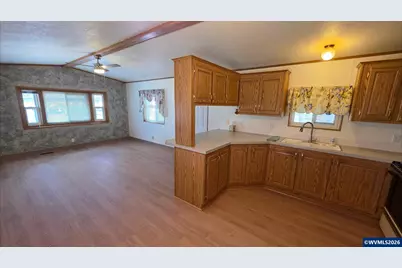 5525 43rd Wy NE, Salem, OR 97305 - Photo 11