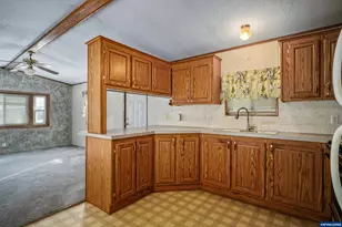 5525 43rd Way NE, Salem, OR 97305 - Photo 19