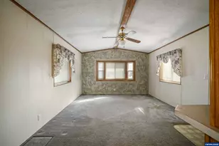 5525 43rd Way NE, Salem, OR 97305 - Photo 13